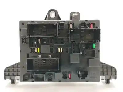Peça sobressalente para automóvel em segunda mão caixa de fusíveis e relés por opel astra j (p10) 1.7 cdti (68) referências oem iam 13368651