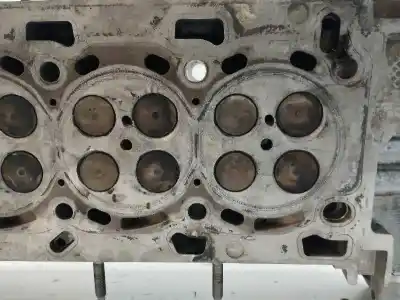 Second-hand car spare part cylinder head for renault trafic combi (ab 4.01) 6 - plazas. acristalado parcial. combi corto oem iam references 8200519994  