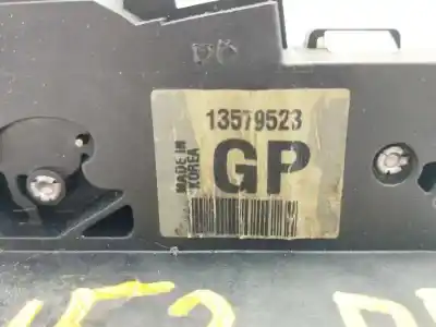 Автозапчастина б/у замок передній праві двері для opel astra j (p10) 1.7 cdti (68) посилання на oem iam 13579523  