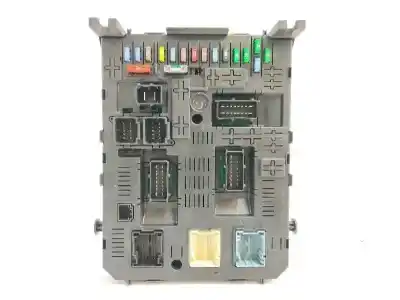 Peça sobressalente para automóvel em segunda mão caixa de fusíveis e relés por citroen c4 picasso 2.0 hdi fap referências oem iam 281197595