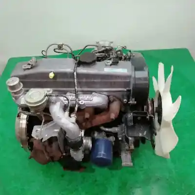 Second-hand car spare part complete engine for mitsubishi montero (l040) 2300 td oem iam references 4d55t  