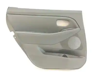 Peça sobressalente para automóvel em segunda mão forra / revestimento da porta traseira esquerda por kia carens iv 1.7 crdi referências oem iam 83310a4000