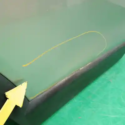 Peça sobressalente para automóvel em segunda mão porta do automóvel traseira direita por chevrolet captiva 2.0 diesel cat referências oem iam 94543753  