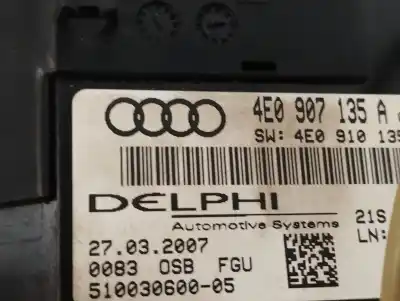 Автозапчастина б/у внутрішне світло для audi a8 (4e2) 3.0 v6 24v tdi посилання на oem iam 4e0947097ak  4e0907135a
