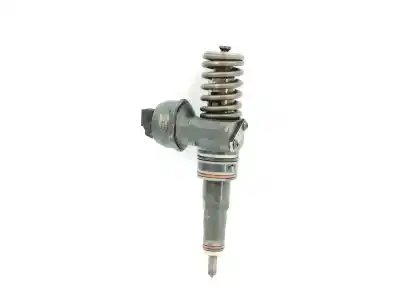 Second-hand car spare part injector for audi a3 (8l) 1.9 tdi ambiente oem iam references 038130073aj