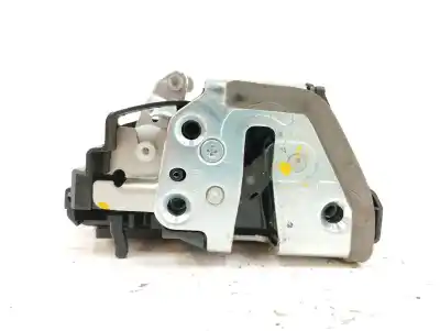 Second-hand car spare part rear left door lock for toyota verso 1.8 16v cat oem iam references 