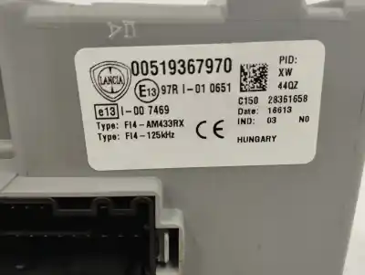 Pezzo di ricambio per auto di seconda mano scatola relè/fusibili per lancia ypsilon (402) 1.3 jtd 16v riferimenti oem iam 00519367970  