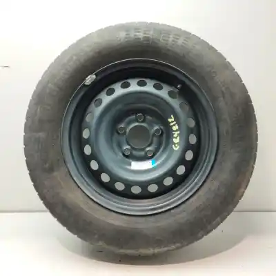 Pièce détachée automobile d'occasion PNEU DE RECHANGE pour RENAULT KADJAR  Références OEM IAM 403004EA0B  6,5JJX16CH