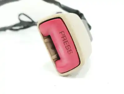 Second-hand car spare part left front seat belt buckle for lexus is200 (ds2/is2) 2.2 d-cat oem iam references 