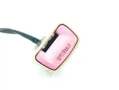 Second-hand car spare part right front seat belt buckle for lexus is200 (ds2/is2) 2.2 d-cat oem iam references 