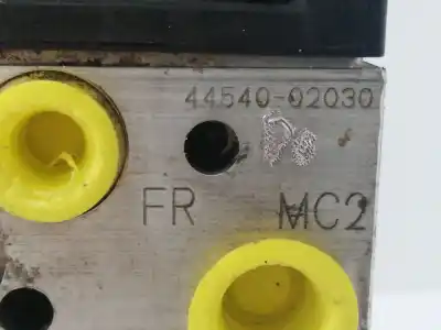 Peça sobressalente para automóvel em segunda mão abs por toyota corolla (e12) 2.0 d-cat referências oem iam 8954102070  0285950132