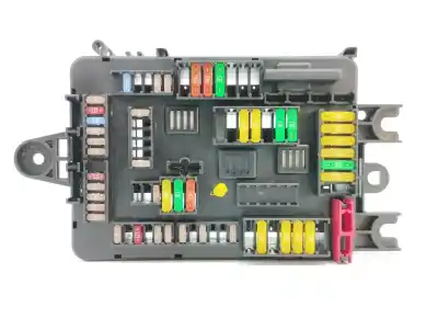 Peça sobressalente para automóvel em segunda mão caixa de fusíveis e relés por bmw 4 descapotable (f33, f83) 420 i referências oem iam 61149389070