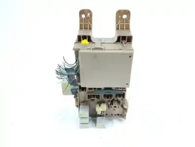 Second-hand car spare part fuse box unit for toyota corolla (e12) 2.0 d-cat oem iam references   