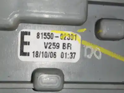 Second-hand car spare part right tailgate light for toyota corolla (_e12_) 1.4 d (nde120_) oem iam references 8155002301  