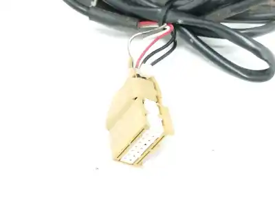 Автозапчастина б/у ліве дзеркало для audi a4 avant (8e) 1.9 tdi (96kw) посилання на oem iam   5 cables