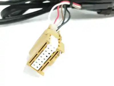 Автозапчастина б/у правий задний огляд для audi a4 avant (8e) 1.9 tdi (96kw) посилання на oem iam   5 cables