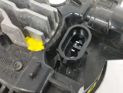 Peça sobressalente para automóvel em segunda mão farol / projetor de nevoeiro esquerdo por renault clio iv 0.9 referências oem iam 261555538r  