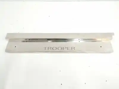 Second-hand car spare part decorative moulding for isuzu trooper 3.0 dti (3-trg.) oem iam references 
