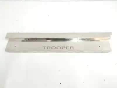 Peça sobressalente para automóvel em segunda mão moldagem por isuzu trooper 3.0 dti (3-trg.) referências oem iam 