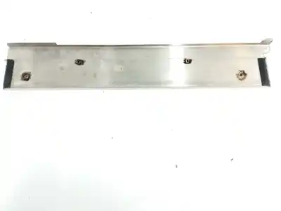 Peça sobressalente para automóvel em segunda mão moldagem por isuzu trooper 3.0 dti (3-trg.) referências oem iam   