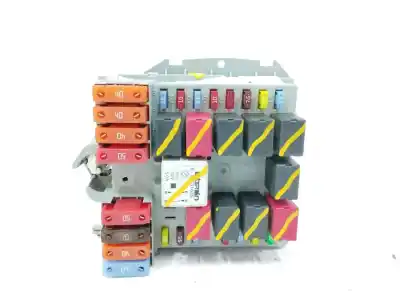 Second-hand car spare part fuse box unit for fiat croma (194) 1.9 16v multijet dynamic (12.2007->) oem iam references 51738103