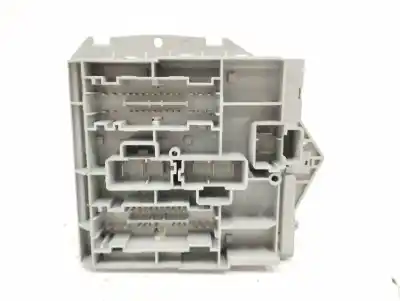 Second-hand car spare part fuse box unit for fiat croma (194) 1.9 16v multijet dynamic (12.2007->) oem iam references 51738103  