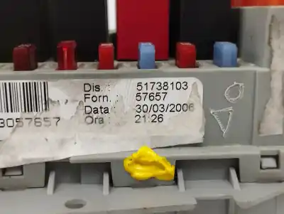 Second-hand car spare part fuse box unit for fiat croma (194) 1.9 16v multijet dynamic (12.2007->) oem iam references 51738103  