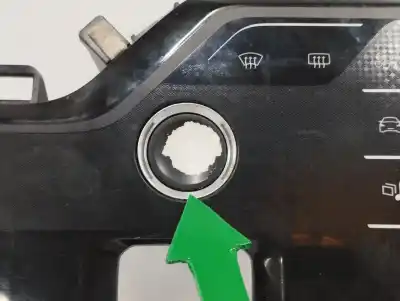 Pezzo di ricambio per auto di seconda mano controllo climatico per citroen c4 picasso 1.6 blue-hdi fap riferimenti oem iam 96778739xu  