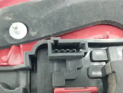 Автозапчасти б/у правый задний фонарь за saab 9-5 (ys3e) 1.9 tid ссылки oem iam 12755796  