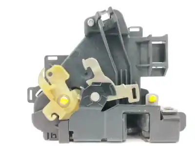 Автозапчастина б/у замок передніх дверей лівий для volkswagen caddy ka/kb (2k) 2.0 sdi посилання на oem iam 3b1837015  