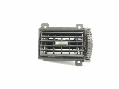 Pièce détachée automobile d'occasion Grille D'aération pour NISSAN X-TRAIL (T30) 2.0 16V CAT Références OEM IAM 687608H300  