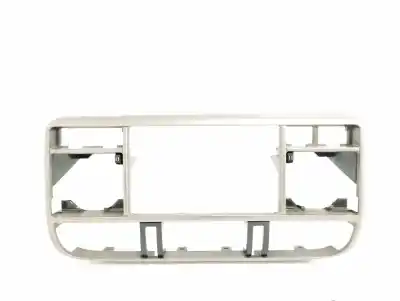 Pièce détachée automobile d'occasion Console Centrale pour NISSAN X-TRAIL (T30) 2.0 16V CAT Références OEM IAM 682608H300  687508H900