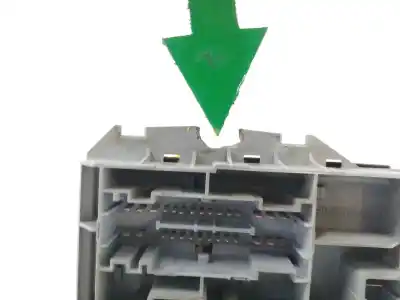 Pezzo di ricambio per auto di seconda mano scatola relè/fusibili per fiat stilo (192) 1.9 jtd cat riferimenti oem iam   