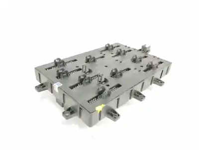 Second-hand car spare part fuse box unit for renault 430 magnum e2 fsafe mod. 430.18 t gv 316 kw larga distancia oem iam references 5010231782  