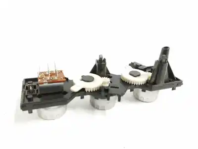 Peça sobressalente para automóvel em segunda mão comando de sofagem (chauffage / ar condicionado)  por microcar m.go bc (da) referências oem iam 34030162  