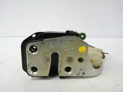 Tweedehands auto-onderdeel linker voordeur slot voor kia sorento i (jc) 2.5 crdi oem iam-referenties 813103e010