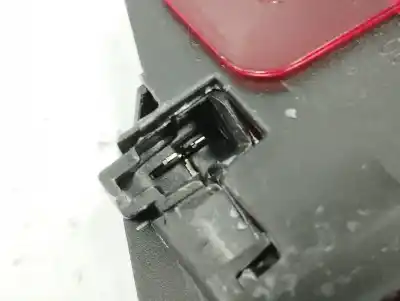 Автозапчасти б/у центральный стоп-сигнал за renault express furgoneta/monovolumen 1.5 blue dci 95 (f6ab) ссылки oem iam 8200690117  