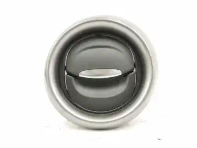 Second-hand car spare part Air Ventilation Grille for RENAULT CLIO IV 1.5 dCi Diesel FAP OEM IAM references 687605663R  