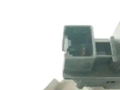 Peça sobressalente para automóvel em segunda mão pedal da embreagem por volvo v50 familiar 2.0 d kinetic referências oem iam 30748726  4n517b633