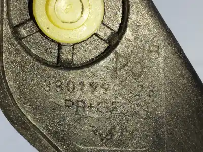Pezzo di ricambio per auto di seconda mano pedale della frizione per fiat punto (evo) (199) 1.2 cat riferimenti oem iam 3801990123  