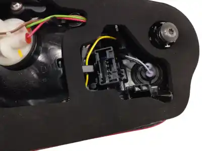 Second-hand car spare part right tailgate light for citroen c4 picasso 1.6 blue-hdi fap oem iam references 9676120680  