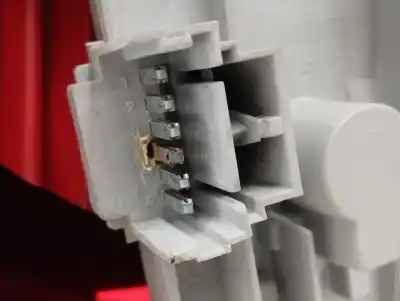 Second-hand car spare part left tailgate light for renault modus 1.5 dci diesel oem iam references 8200212205  