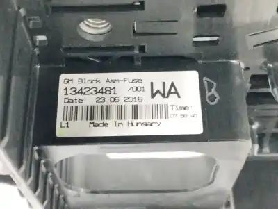 Second-hand car spare part fuse box unit for opel adam (m13) 1.4 oem iam references 13423481  