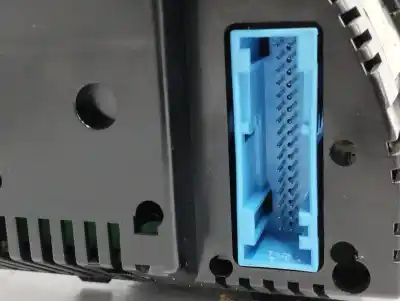 Peça sobressalente para automóvel em segunda mão quadrante por audi a4 berlina (8e) 1.9 tdi (96kw) referências oem iam 8e0920900m  0263626045