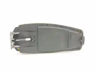 Second-hand car spare part center armrest for ssangyong rodius 2.7 turbodiesel cat oem iam references   
