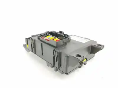 Second-hand car spare part fuse box unit for opel corsa d 1.3 16v cdti oem iam references 13424261  401154265