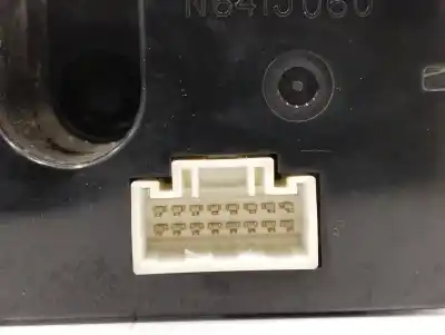 Pezzo di ricambio per auto di seconda mano display multifunzione per mitsubishi colt berlina 5 (z30a) 1.3 inform (d) riferimenti oem iam 8750a123  