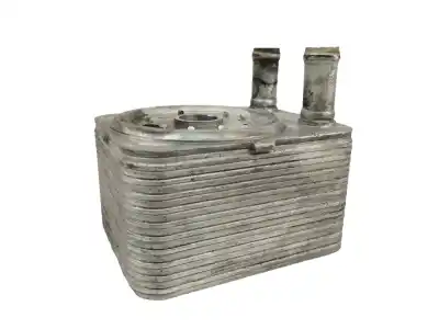Peça sobressalente para automóvel em segunda mão Radiador De óleo Do Motor por AUDI A6 BERLINA (4F2) 2.0 TDI Referências OEM IAM 038117021B  