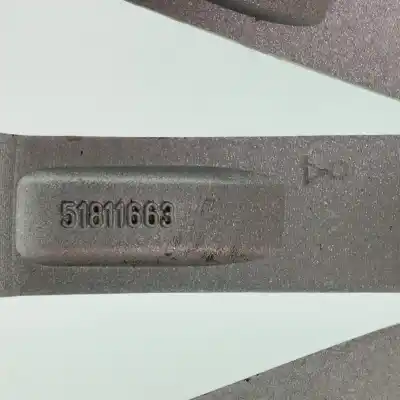 Автозапчастина б/у шина для fiat linea (110) 1.3 16v jtd cat посилання на oem iam 51811663 4h 4x100 6,0jx16h2 sl2103