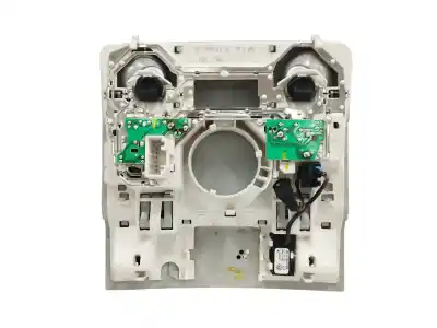 Автозапчасти б/у внутренний свет за seat leon (5f1) 2.0 tdi ссылки oem iam 5f0947105r  